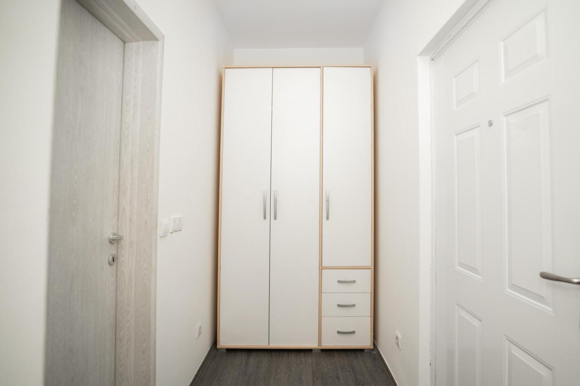 Ring Inn Apartments Obrenovac  客房 照片